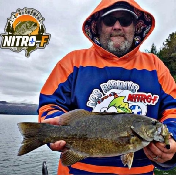 Meet your Posher, Éric - Picture 1 of 1